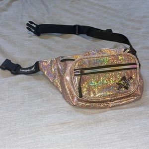 Vibedration Fanny Pack